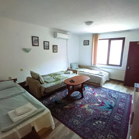 招待所 Perla 巴奇科伏