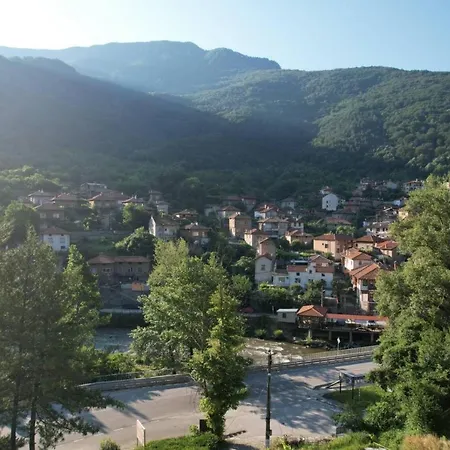 بيت ضيافة Perla *